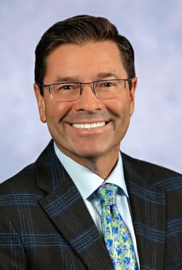 Dr. Guilherme H. Oliveira